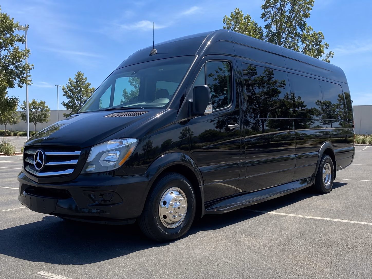 find the perfect transportation for your next corporate event 1