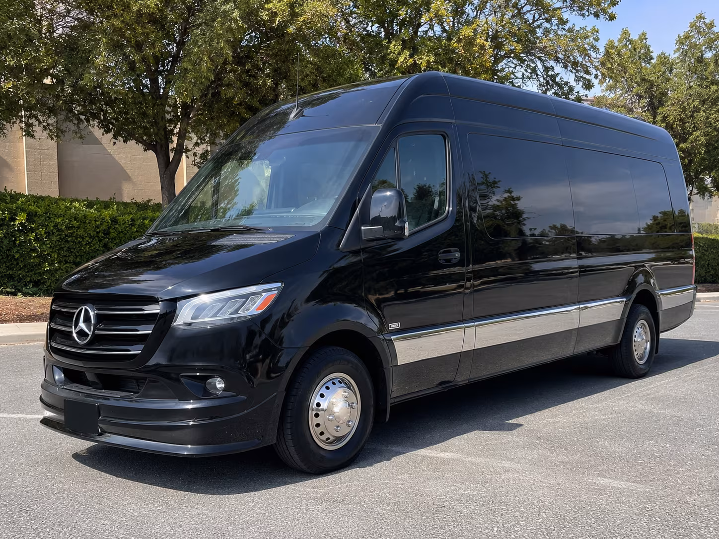 find the perfect transportation for your next corporate event 5